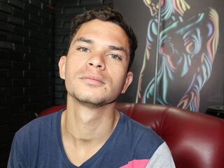 DamianCastell free hd camshow